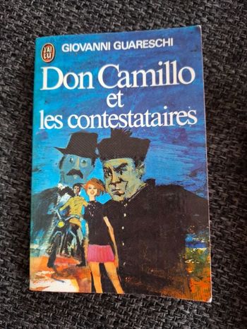 Livre Don Camillo et les contestataires de Giovanni Guareschi en bon état