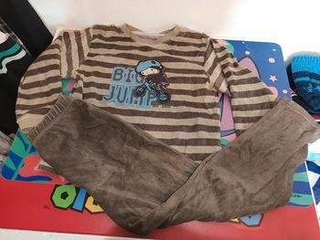Pyjamas 2 pièces 8 ans nky