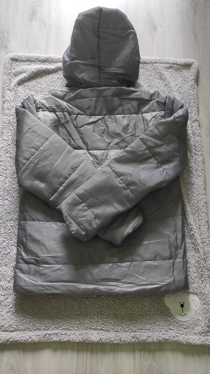 🧥 Doudoune grise neuve Taille M - photo numéro 2