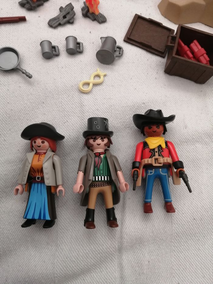 le repaire des hors la loi playmobil - photo numéro 5