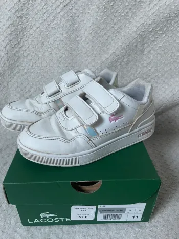 Baskets blanches Lacoste 29
