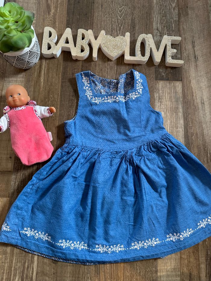 - Robe réversible (F) - 3 ans - Très bon état - photo numéro 2