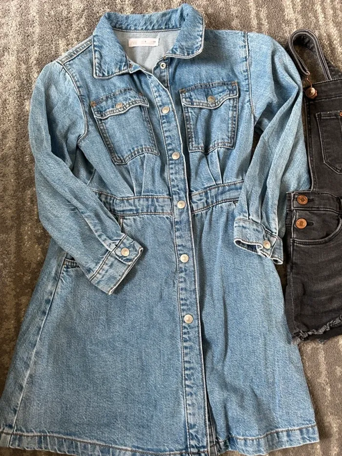 Lot de vêtements taille 9 ans - photo numéro 2