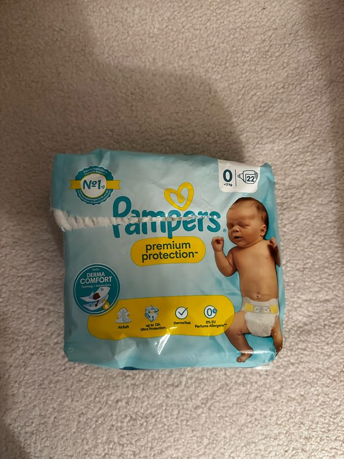 Couches Pampers T0