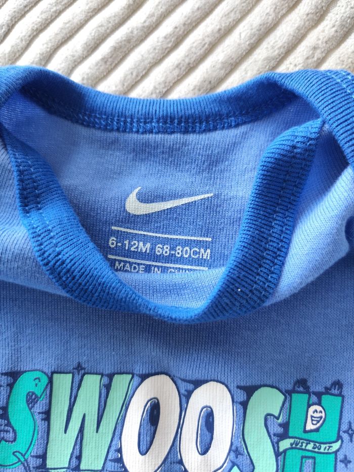 Ensemble Nike 6-12 mois - photo numéro 2