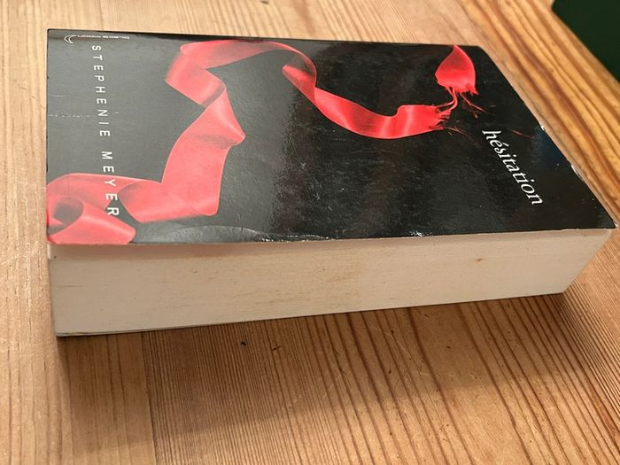 Livre twilight Hésitation tome 3 - photo numéro 2