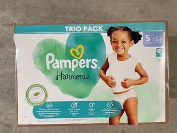 186 couches Pampers Harmonie T5 (11 à 16  kg)