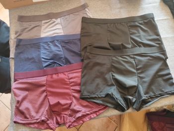 Lot 5 boxers neufs taille L