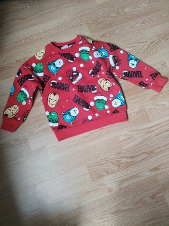 Pull noël marvel garçon