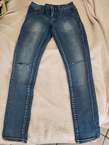 Très beau jeans.