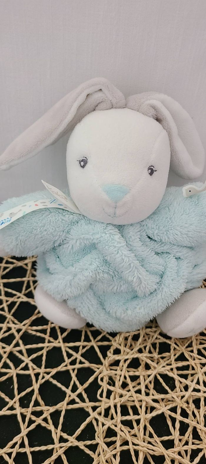 Doudou lapin boule bleu blanc gris oiseau Kaloo - photo numéro 4