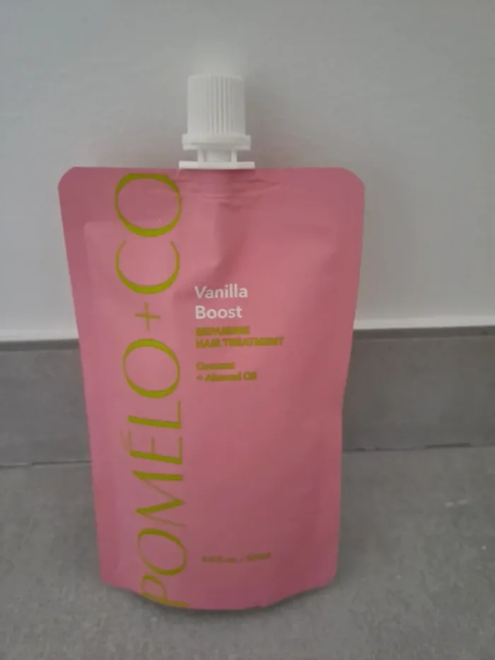 Vanilla Boost Ultra Repairing Hair Treatment - 100ml