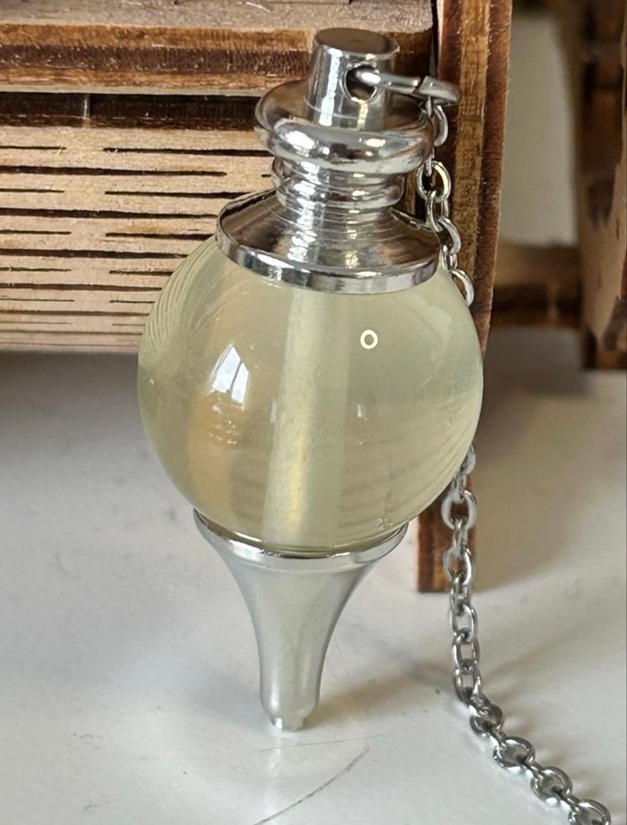 Pendule en Citrine - Détente et Énergie Positive