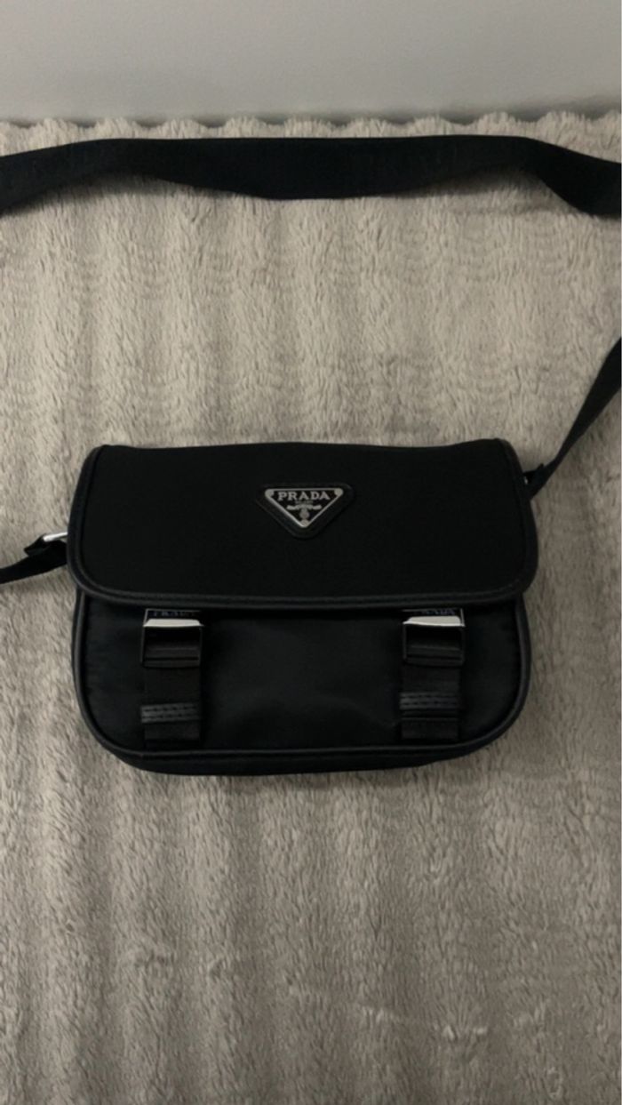 Sacoche Prada messager - photo numéro 5