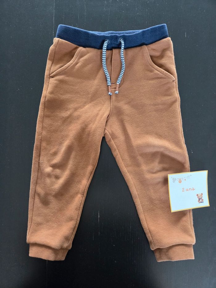 Lot pantalons garçon 2 ans - photo numéro 13
