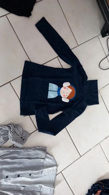 Polo bleu marine col roule okaidi 8 ans tbe