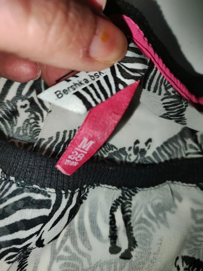 Blouse taille M bershka zèbre - photo numéro 6