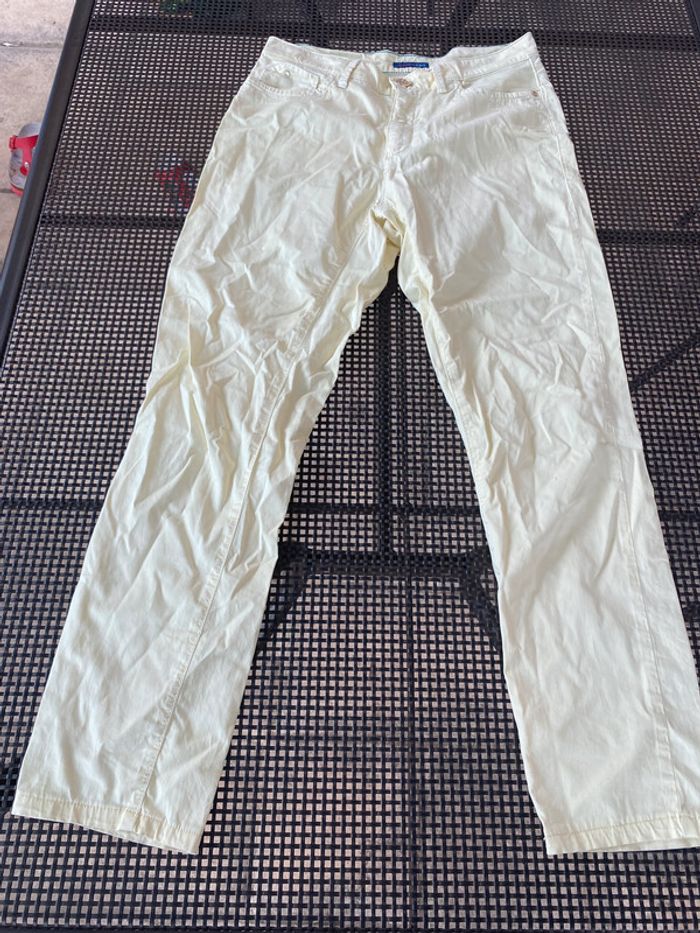 Pantalon jaune clair Trussardi w29 ou 38 40