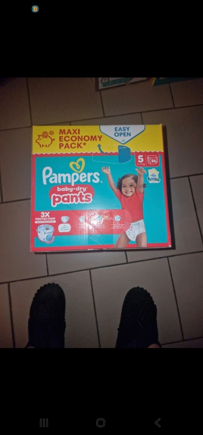 Couches pampers