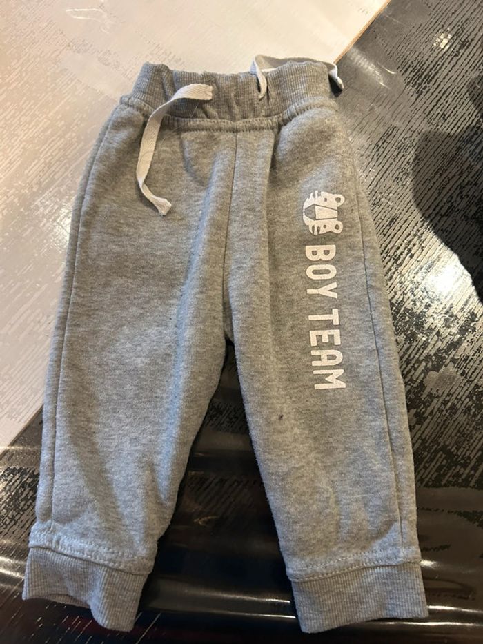 Lot de 3 pantalons jogging bébé – Taille 6 mois