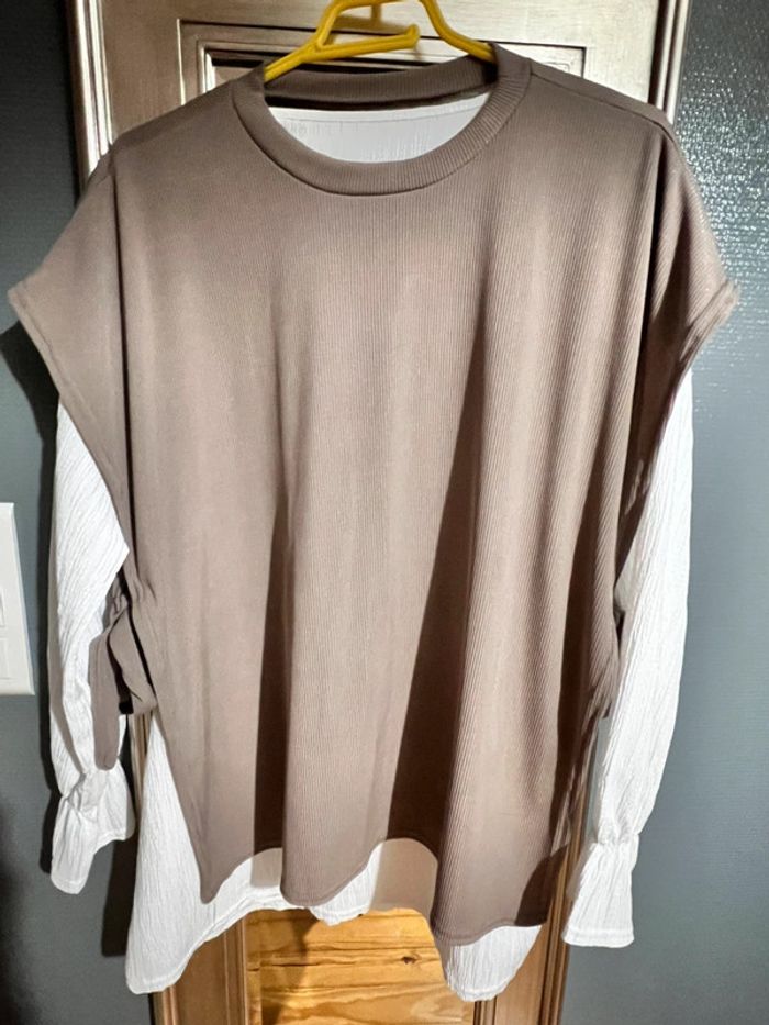 Ensemble 3 pièces pantalon chemise et sur chemise taille unique ( jusqu’à un 44) - photo numéro 2