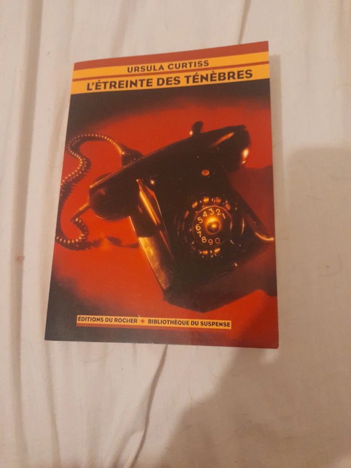 🎈 Livre l'étreinte des ténèbres