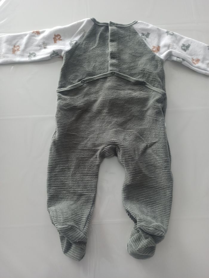 Pyjama 9 mois - photo numéro 3