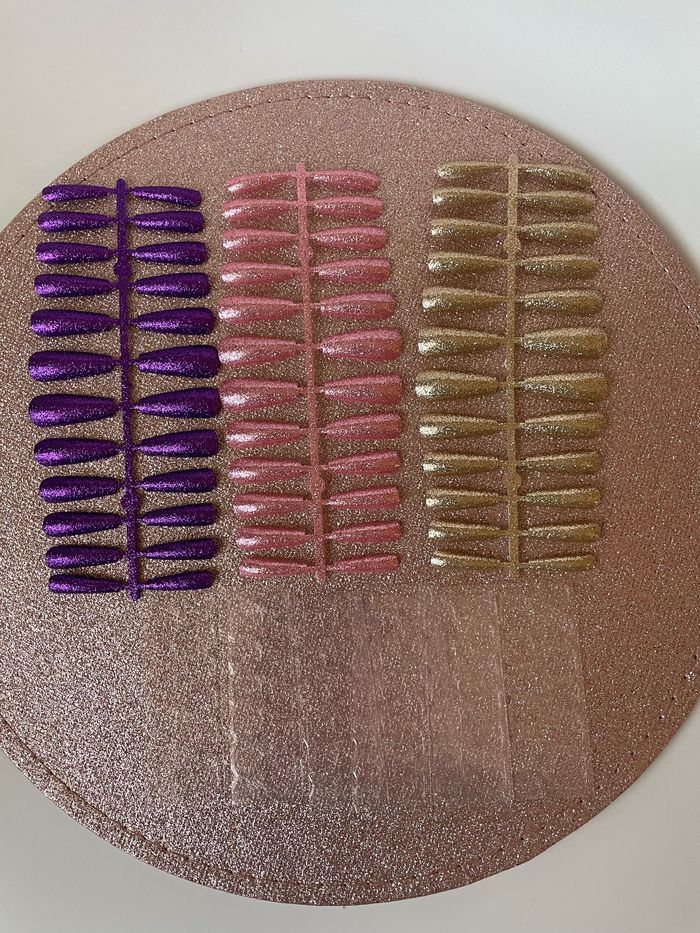 3x faux ongles pailletés + 5x feuilles de gel pads rose