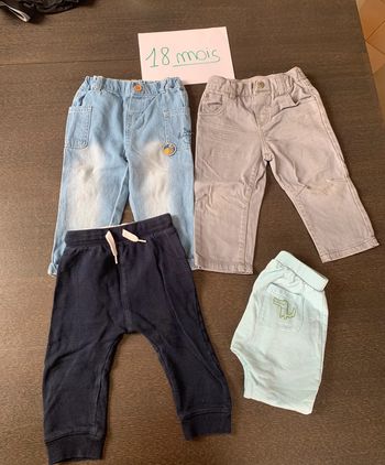 Lot de 4 pantalon taille 18 mois