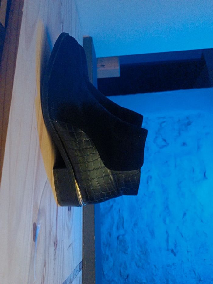 Chaussure femme noire en tbe taille 40 blanco