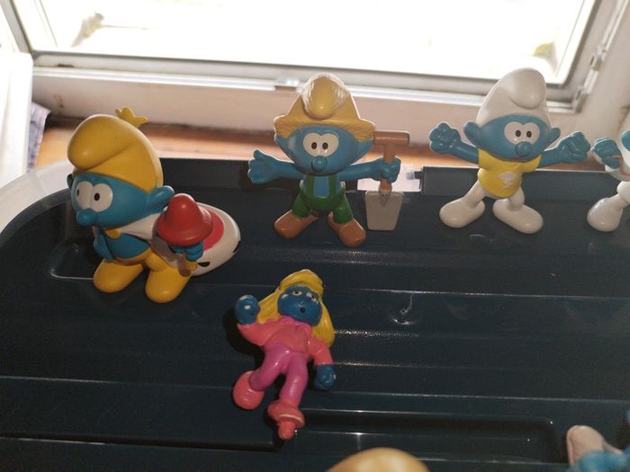 Lot de 10 petites figurines de schtroumpfs - photo numéro 3