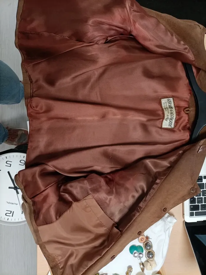 Veste courte en croûte de cuir vintage - taille 42 - tailleur Gérard Galliaerde A282 - photo numéro 12
