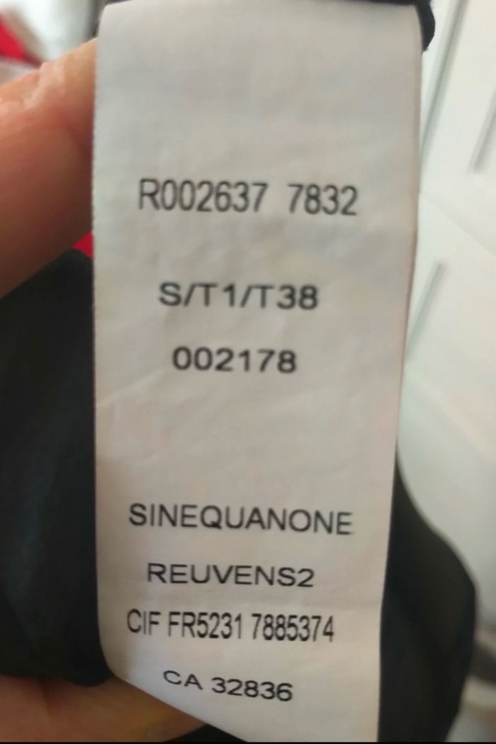 Robe noire Sinequanone taille 38 - photo numéro 7