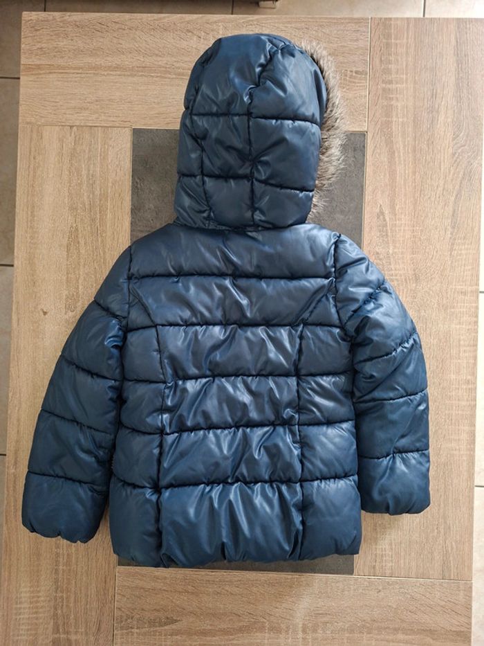 Jolie manteau hiver Sisley 👧 6/7ans - photo numéro 7