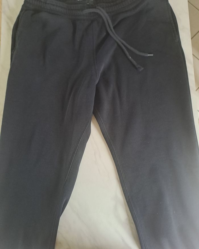 Jogging noir femme taille L H&m très bon état - photo numéro 3