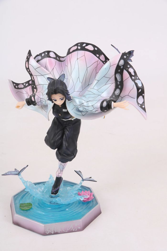 Shinobu Kocho Figure