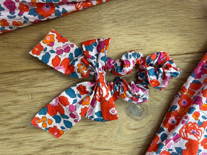 Robe Liberty Jacadi 10 ans + chouchou Jacadi - photo numéro 5