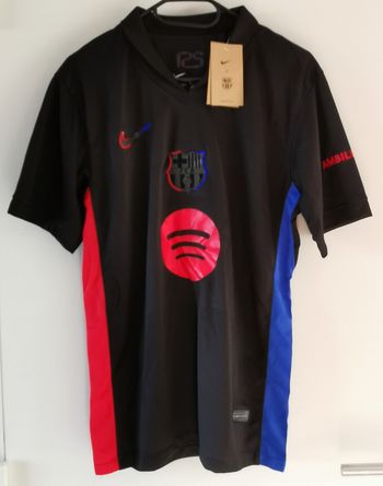 Maillot de foot Nike FC Barcelone. Tout neuf et avec étiquette.
