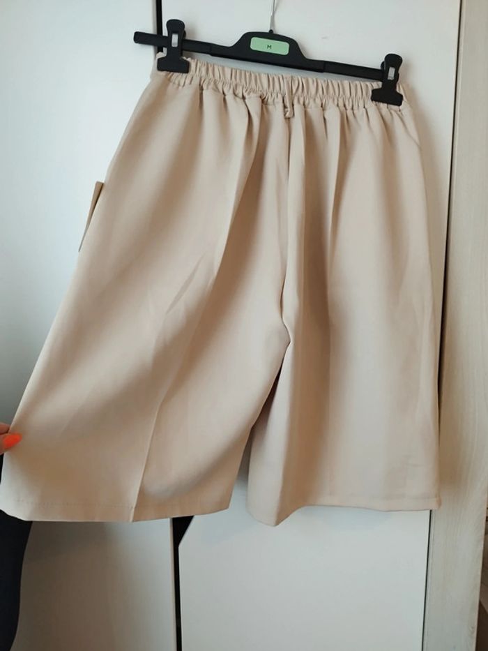 Pantacourt femme neuf - photo numéro 2