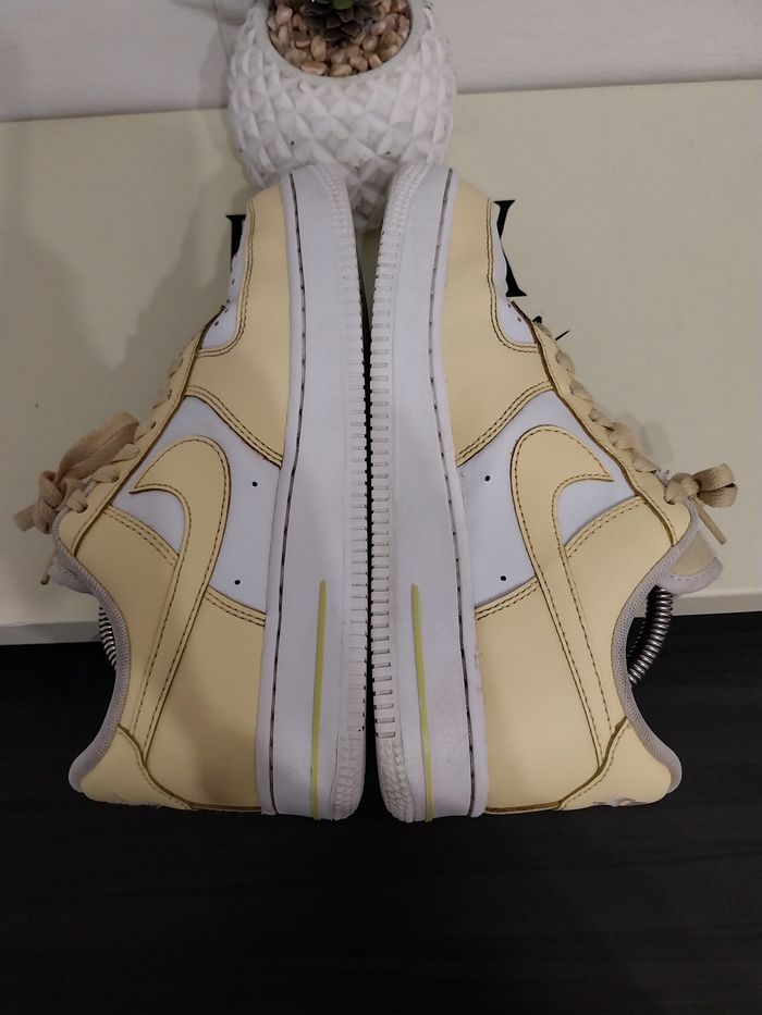 Baskets AIR force taille 37.5 - photo numéro 9