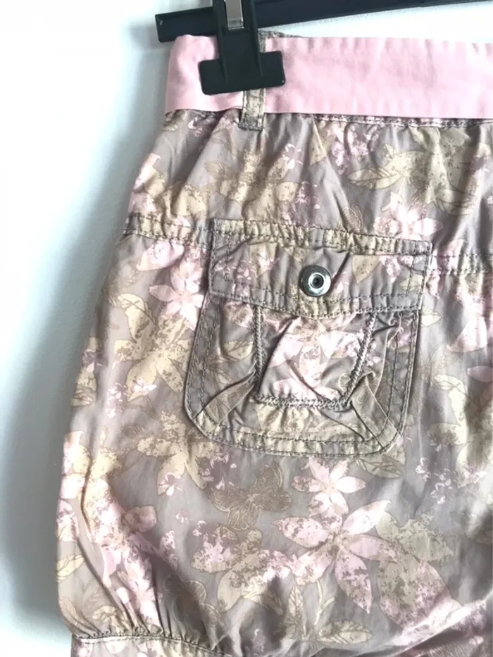 Short imprimé fleuri kaki et rose 10 ans - photo numéro 7