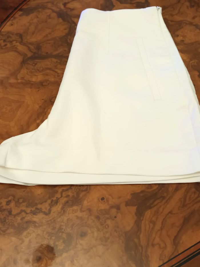 Short taille haute taille M Zara - photo numéro 2