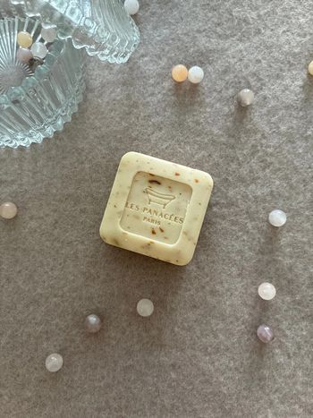 Savon multi usage à l’huile essentielle bio de romarin Les Panacées