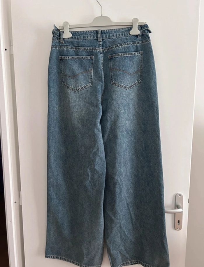 Jeans taille L jambes larges taille 40 - photo numéro 3