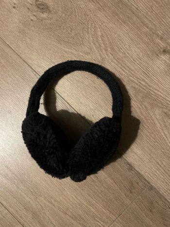 Cache oreilles