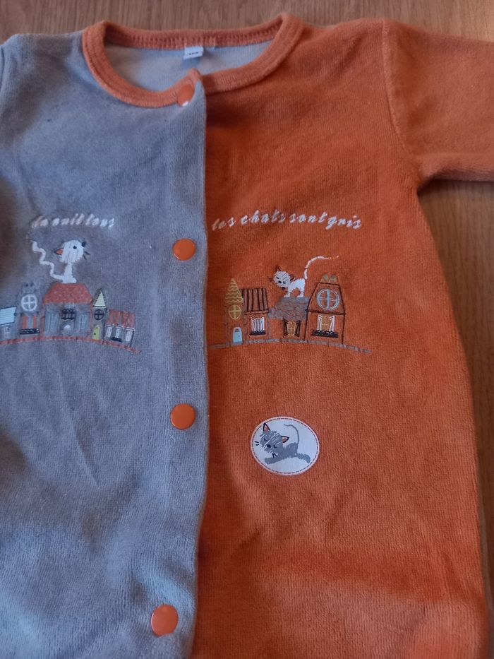 Lot pyjamas - photo numéro 3