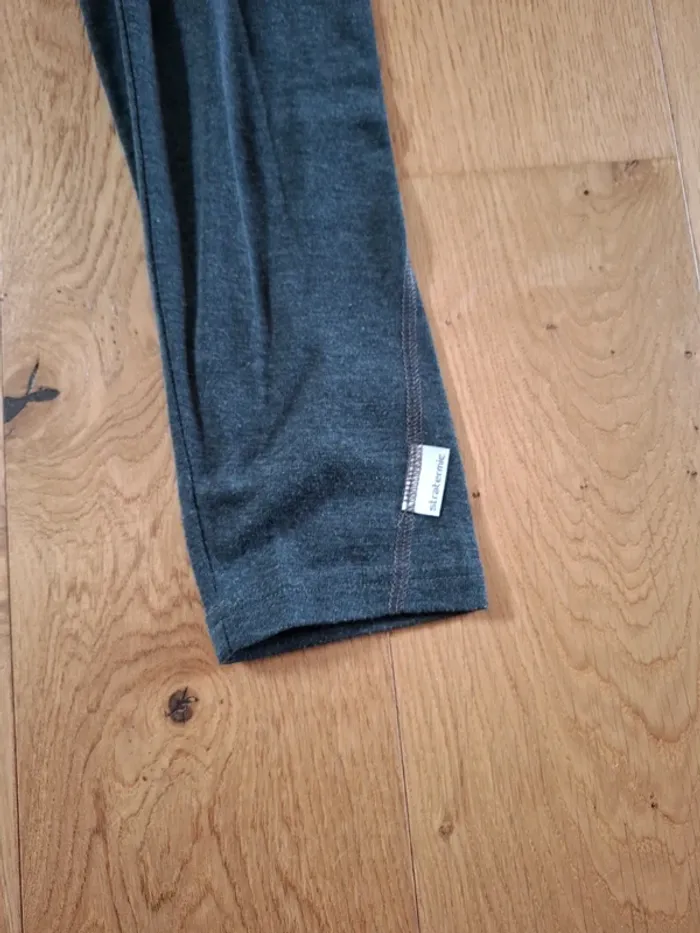 Pantalon thermique L - très bon état - photo numéro 4