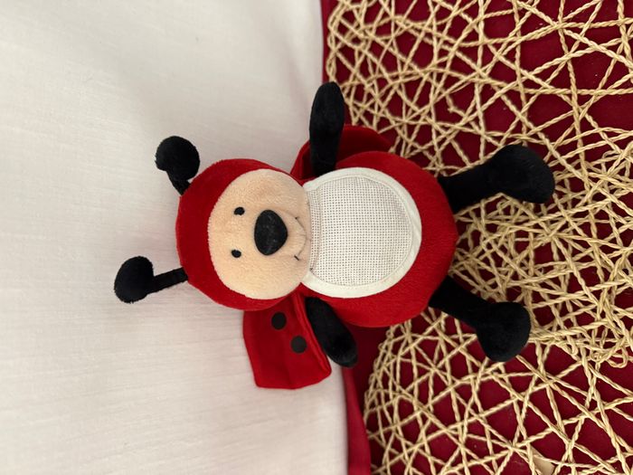 DMC - Peluche Doudou Petite Coccinelle - photo numéro 5