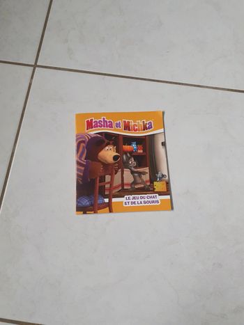 Livre Masha et michka U14