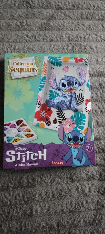 Tableau sequins Stitch à créer neuf